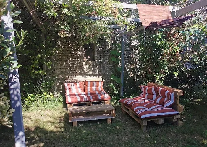 Chaleureux A Apartamento Cherveux